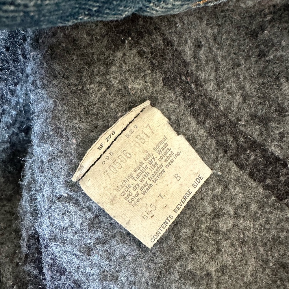 Vintage Levi’s 70506 0317 Denim Jacket 46 Blanket Lined Faded Distressed USA - Picture 9 of 10
